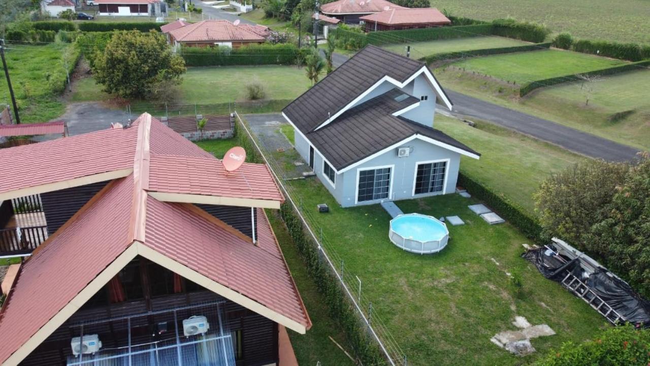 Casa De Las Rosas Volcan Arenal La Fortuna ภายนอก รูปภาพ